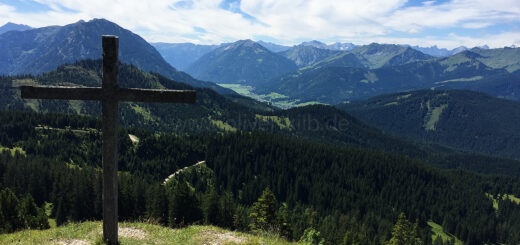 Gipfelkreuz Schildenstein.