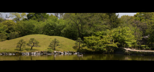 Verkleinertes Panoramabilds Suizenji-Park in Kumamoto.