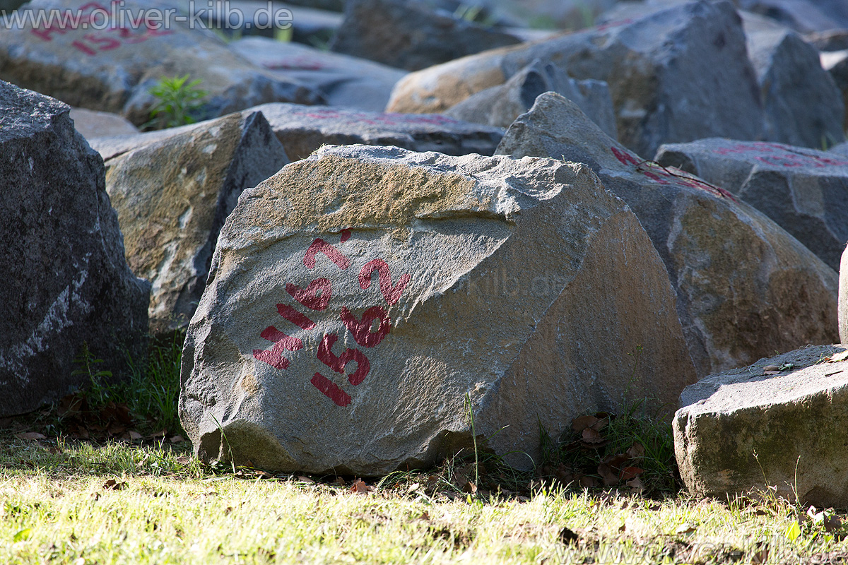 Steine der Burgmauer.