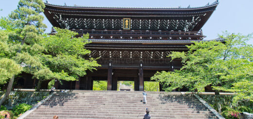 Das Tempeltor des Daigo-Ji.